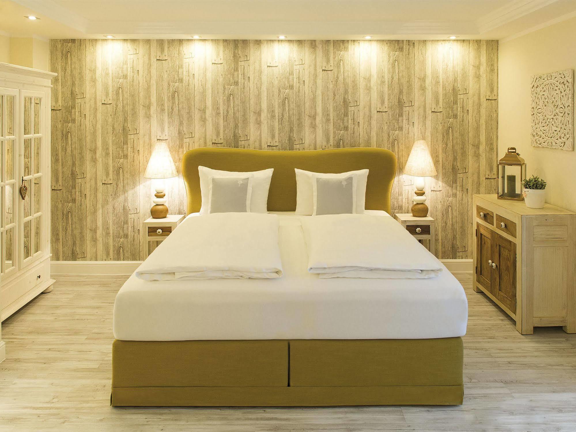 Donau Lodge Boardinghouse اشتراوبينغ المظهر الخارجي الصورة